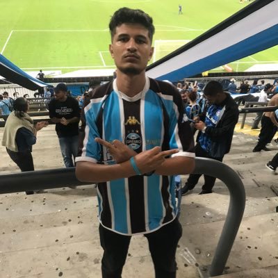 27th• @Gremio 🇧🇼 •Bacharel em Direito pela PUCRS⚖️ Pós Graduando em Direito e processo do Trabalho