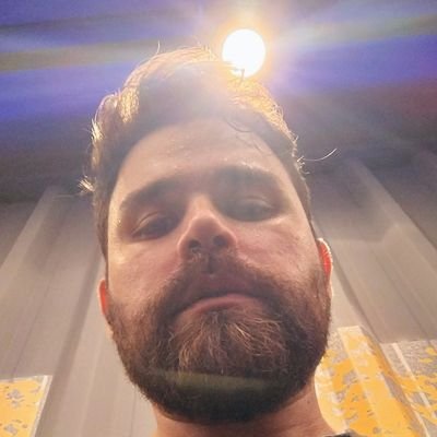 Essa conta existe, mas o dono do perfil tá de saco cheio.