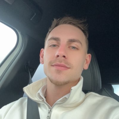 mvalouuu's profile picture. 