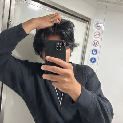 642ways_'s profile picture. 1/1000