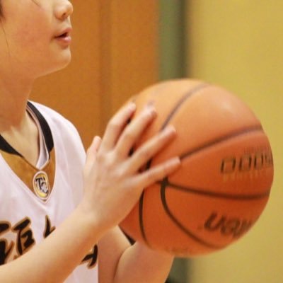 2012.8♀🏀2015.1♂🏐 姑と同居⚡🤮J隊食堂勤務。2019.4👼🌈 ひえじまさんが好き。ブレックス初心者🔰