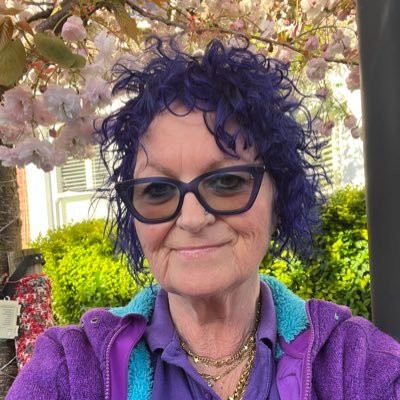 Yarn 🧶 bomber | Crazy dog lady 🐶| Former HIV Nurse ChelWest | Charge Nurse London Lighthouse | Proud wife 🌈 of @profchloeorkin 👨🏻‍🎤| Views my own