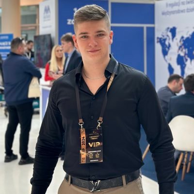 Mruczuu's profile picture. Longuje, shortuje, holduje… Buduje swój piękny ogród 📈