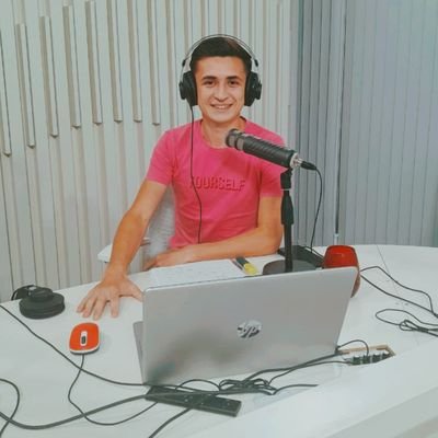 🎙 Periodista Deportivo 
    Dale Dale Deportivo - FM 91.1 - Estudios Centrales.
Aire de Santa Fe