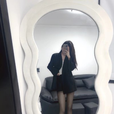 wawaazwa18's profile picture. 