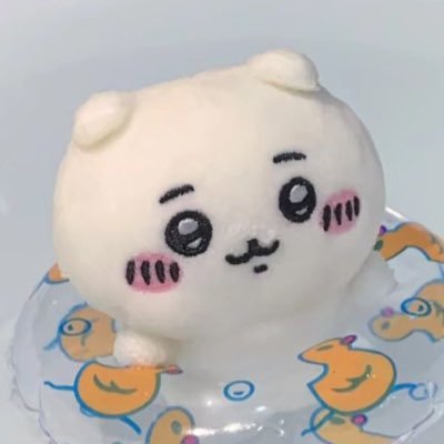 ー call me tofu or aiden (he/him)!!! 🫧 illustrator & chiikawa enjoyer ⁞ ♡ comms closed: https://t.co/9I9q7SAUnt ⁞ shop: https://t.co/Bs7QFgdU1X ଳ ‧₊˚
