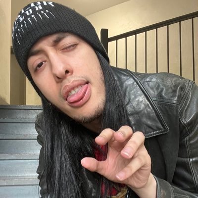 TwoTonedSlaying Profile Picture