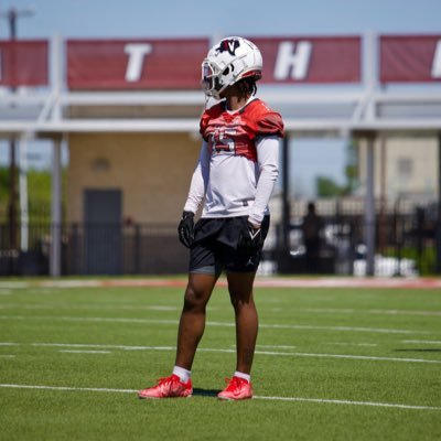 ykmicah2's profile picture. 6’1 185 DB