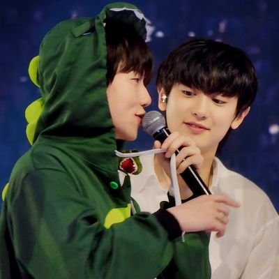 chewrry06's profile picture. EXO-L OT9/cbkist 🌈