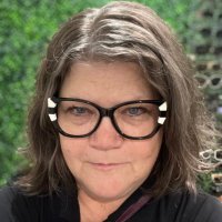 Amy Potts (@crackedpotts) 's Twitter Profile Photo