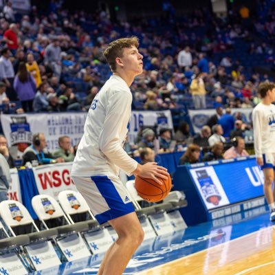 ChrisArmstr34's profile picture. 