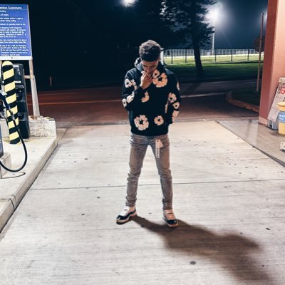 kwan5r's profile picture. LLJ💙 LLL 💛 | ♉️