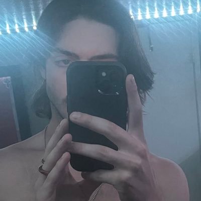 HerSubMars's profile picture. 22m | @urgoddessvenus irl cuck bf