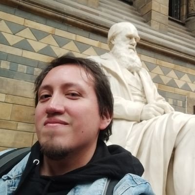 Antifeixisme, manga, anime, Pokémon TCG, menjar i també d'altres coses. 

Twitch: @kosmo_manga