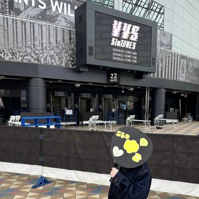 Hy9F8RTAuDwC3CQ's profile picture. 
