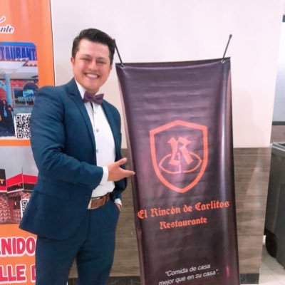 Soy Carlos Gutiérrez Gómez, 41 años. Padre, administrador de empresas con formación de cuarto nivel, parrillero, runner, croossfiter, etc…
