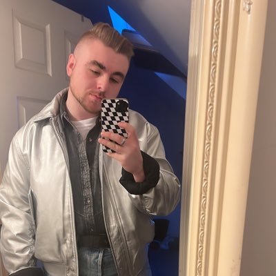 š³ļøāš Brummie boy, Writer and all round Sassy socialist!