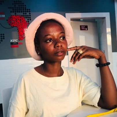 An educated beauty therapist, An Administrator in the making
Also an aspiring UI UX designer
So help me God🤲🙏☺️