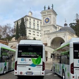 Trasporto pubblico locale Udine e provincia-Account non monitorato 24/7-Servizi di linea urbani, extraurbani, interregionali, internazionali, marittimi, noleggi