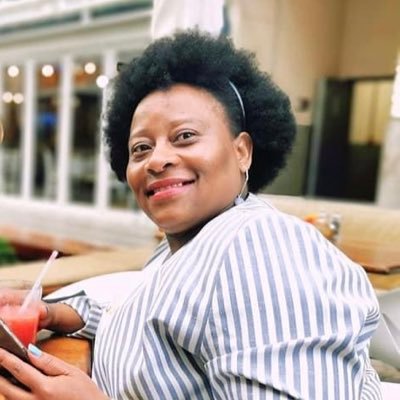 enhle_ngubeni Profile Picture
