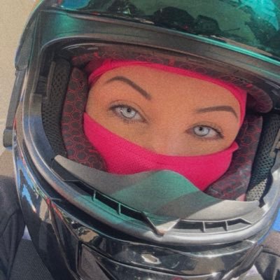 southern yallternative biker mommy & certified squirter💦🌶️add the backup @jayymoto2 📧 message me about buying my panties or socks🩷 check out my links⬇️