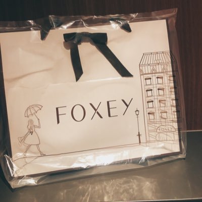 FOXEYの服が好き👗車も好き✨競馬は応援だけ🥰お金儲けとかの人はブロックします