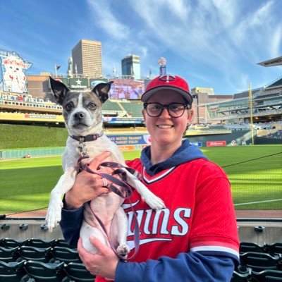 Twins Fan. Golfer. Beer Snob. Dog Mom. Minnesotan.