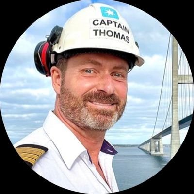🇩🇰🏳️‍🌈Captain and member of the Board of Directors in @Maersk. This is my only profile. Views are my own. #AlwaysOnBoard