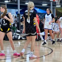 Emma Pierson (@emmapierson_05) 's Twitter Profile