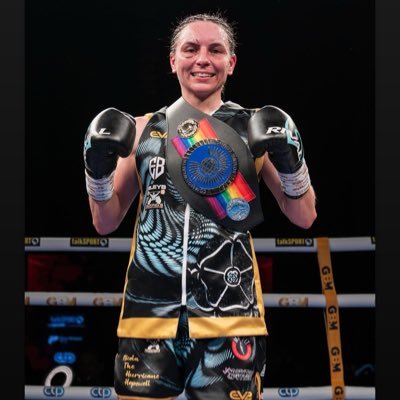 Worksop’s first female Pro Boxer ☝️ 5-1-0 (1KO) Flyweight Commonwealth Champ 🌈🥊