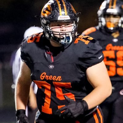 C/NG 6’0 285 #330-257-8198 Email-cohenlynch12@icloud.com 4.77 GPA 29 ACT Squat: 520 Deadlift: 540 Bench: 300