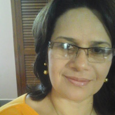 EstherL33141107's profile picture. 