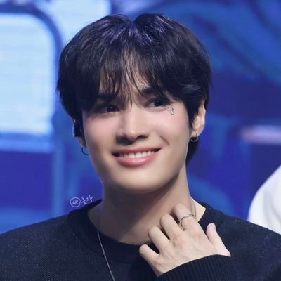 multi-stan acct ^^ || ults: victon, seungwoo, one pact, b.d.u., jay chang