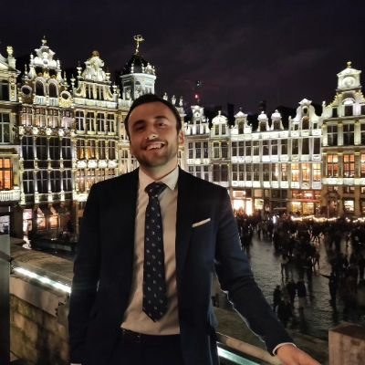 💼🇪🇺 • @uc3m, @UCBerkeley & @collegeofeurope alum • #FirstGen & Mesetario • Born @ 367ppm CO2🌍 | Strictly personal