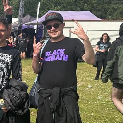 New Orleans Saints and Chelsea fc fan. Video games, Pro Wrestling, horror movies, tv and all things heavy metal. 🤘🤘🤘🤘 FUCK THE TORIES. He/Him