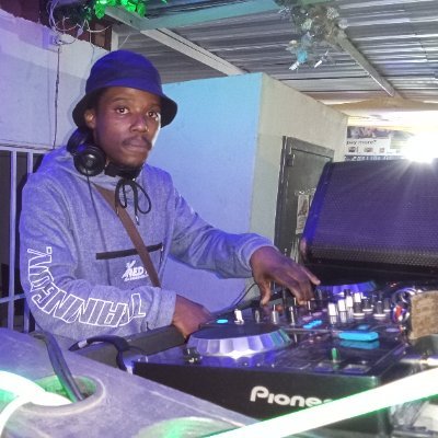 Young & Upcoming Deep House Deejay Pushing The Deep House Movement Around Welkom

For Bookings: 
Calls :/ 063 380 7831
Email :/ bigsnowrecords@gmail.com