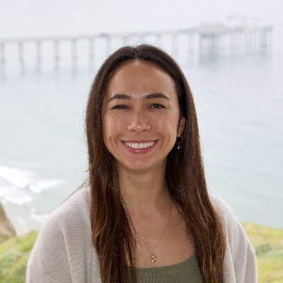 Kanaka maoli PhD candidate @Scripps_Ocean @100islchallenge | @himb_soest and @uofsandiego alum | @wmis_sio co-director | first gen | she/her | #TeamFish