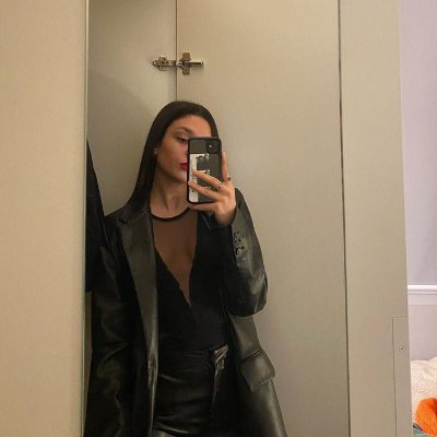 rossmaryyy93's profile picture. "Digital design is like painting, except the paint never dries"
 *23*
Graphic Designer
Illustrator
Anime artist
Blog Writer
Script Writer
Copy Writer
SEO Writer