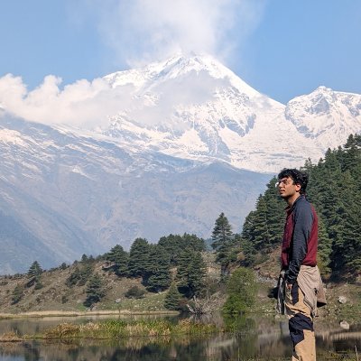 Likes to think, learn, look at mountains, swim laps and share music
For a living:
50% thinking, 30% documenting, 20% writing software for IoT @smartmakersiot