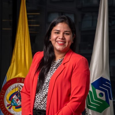 Mamá | Magister en Derecho | Abogada | Al servicio de lo público🇨🇴