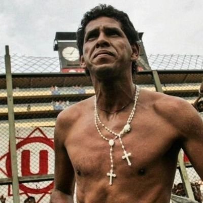 ‘‘La ‘U’ es más que un club, es un mito, una leyenda, una tradición’’ || Crema y Bostero como persona de bien || Pumista y Messista.