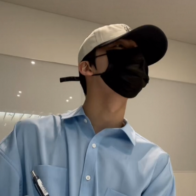 leesangwon04's profile picture. 