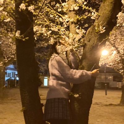 中国人の子供達に日本語と勉強(国数英)をまじめに教えているけどまともじゃない老師の日常🧸休みの日は読書、漫画、珈琲、勉強と、意外とまとも。笑 好きなラヴストーリーは中学聖日記(^ω^)