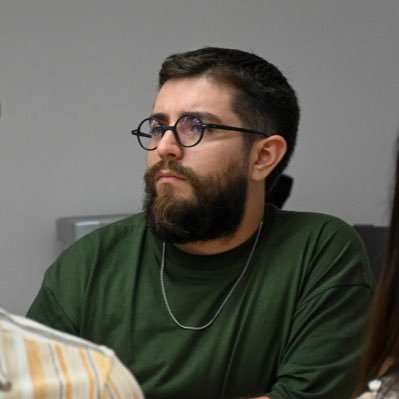 JuanjoJr_'s profile picture. Periodismo U. de G • Patrocinado por Corona • Pásenme un sartén 🍳