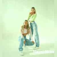 mmssonaommi84's profile picture. HEY Y’ALL!
💃🏼 sharing my life in the south  fashion  SALES
🤱🏼 wife  mama  believer
💌 peytonlovenlabels
👇🏻 SHOP MY POSTS: