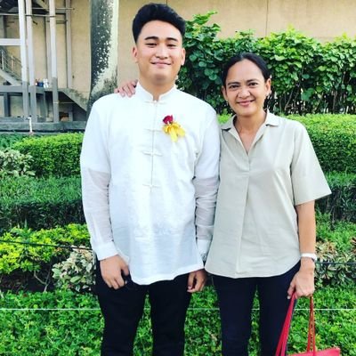 sk_srrd21's profile picture. IIIVIIMMXX | Marian's