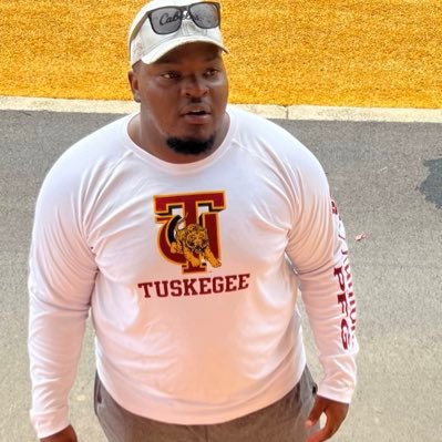 | Psalms 23 | Assistant OL Coach (GA) @SkegeeFootball