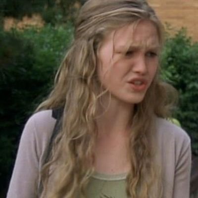 isa_verso's profile picture. 