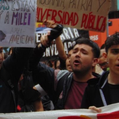 25. Trabajo Social, fhycs. Militante por el Frente de Estudiantes en Lucha, UNaM.