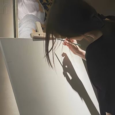 xioyyzi233474's profile picture. 